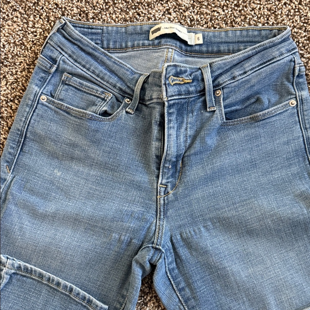 Madewell Light Blue Straight Leg Jeans - Picture 2 of 5